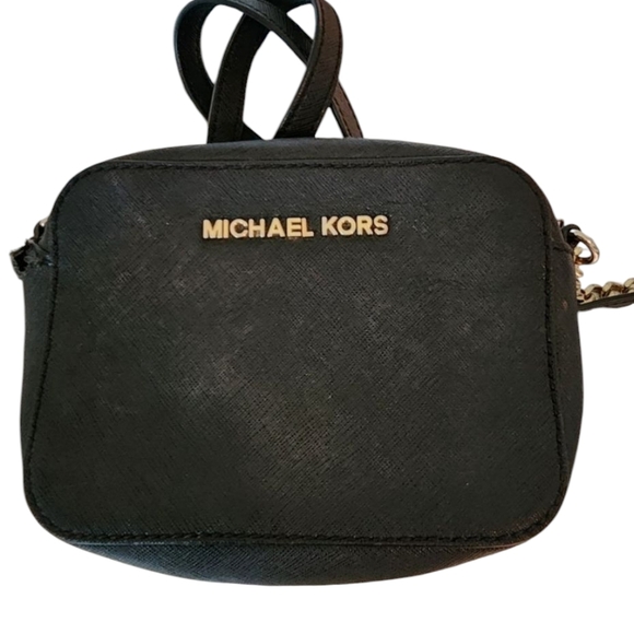 Michael Kors Handbags - Michael Kors Small Crossbody Purse‎